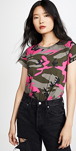 Fall trends featured by top US high end fashion blog, A Few Goody Gumdrops: image of an army print tee