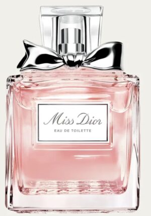 Dior Makeup| featured by high end fashion blogger, A Few Goody Gumdrops